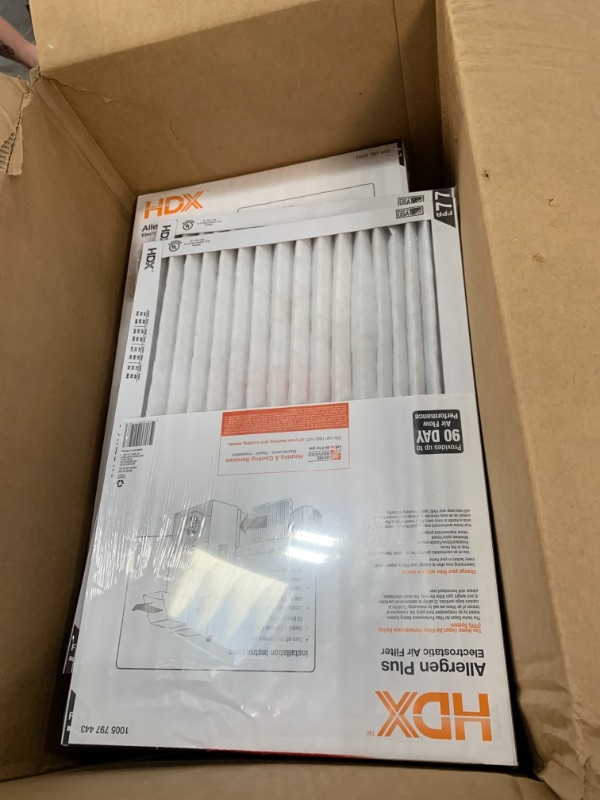 Photo 2 of 14 x 20 x 1 Allergen Plus Pleated Air Filter FPR 7
AS IS 12PKS
