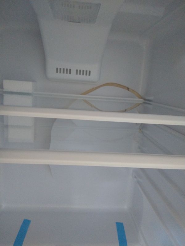 Photo 9 of 10.1 cu. ft. Top Freezer Refrigerator in White
AS IS MINOR DAMAGE 