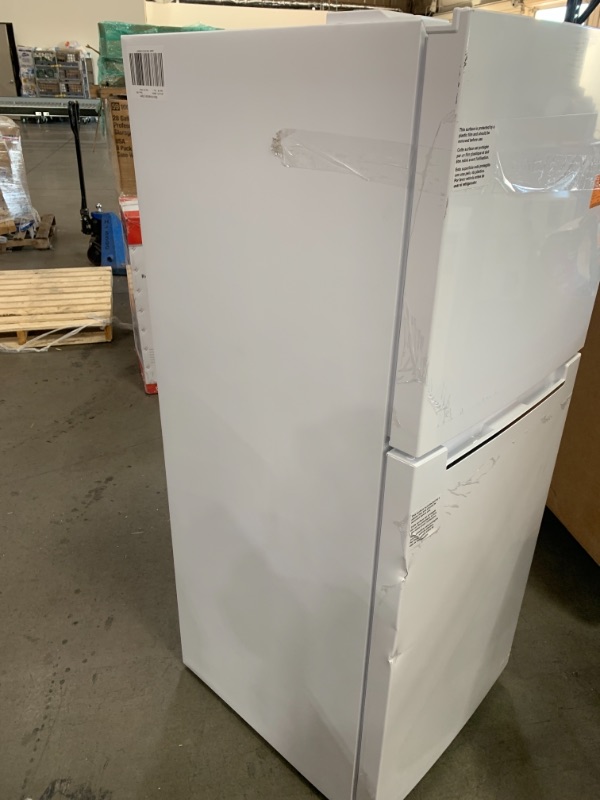 Photo 1 of 10.1 cu. ft. Top Freezer Refrigerator in White
