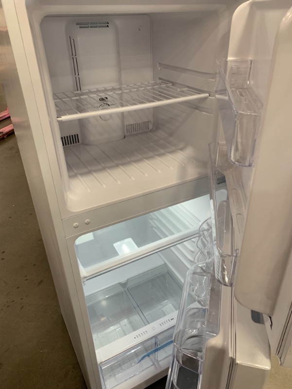 Photo 5 of 10.1 cu. ft. Top Freezer Refrigerator in White
