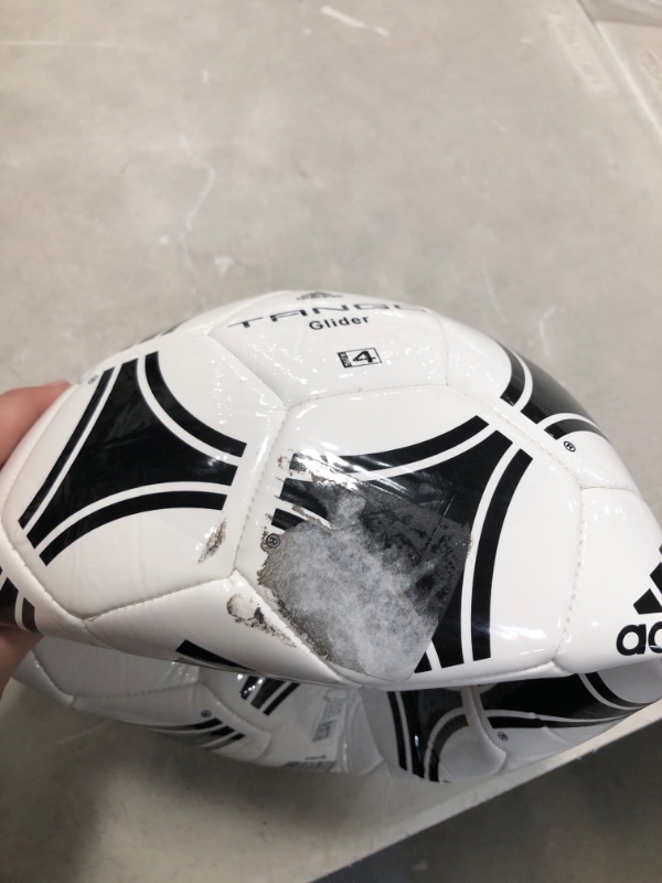 Photo 4 of adidas Tango Rosario Training Football
AS IS USED, THERE IS WRITTING ON BALL ,PLEASE SEE PHOTOS