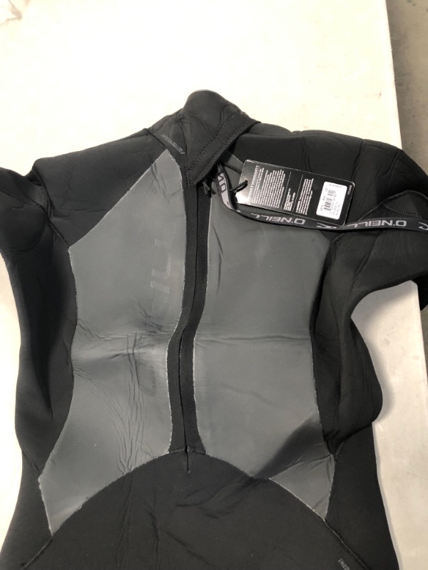 Photo 4 of O'Neill Men's Epic 4/3mm Back Zip Full Wetsuit
