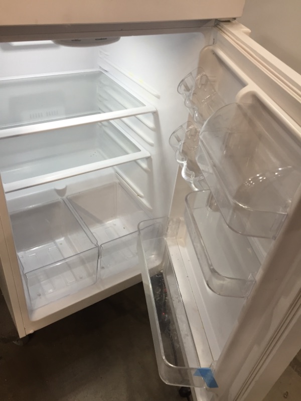 Photo 6 of *Growing mold inside* *For parts only* *Damage shown in pictures*
10.1 cu. ft. Top Freezer Refrigerator in White
