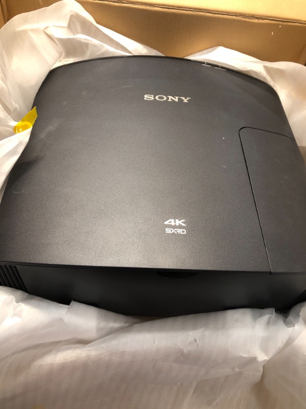 Photo 2 of Sony Home Theater Projector VPL-VW295ES: Full 4K HDR Video Projector for TV, Movies and Gaming - Home Cinema Projector with 1,500 Lumens for Brightness and 3 SXRD Imagers for Crisp, Rich Color
