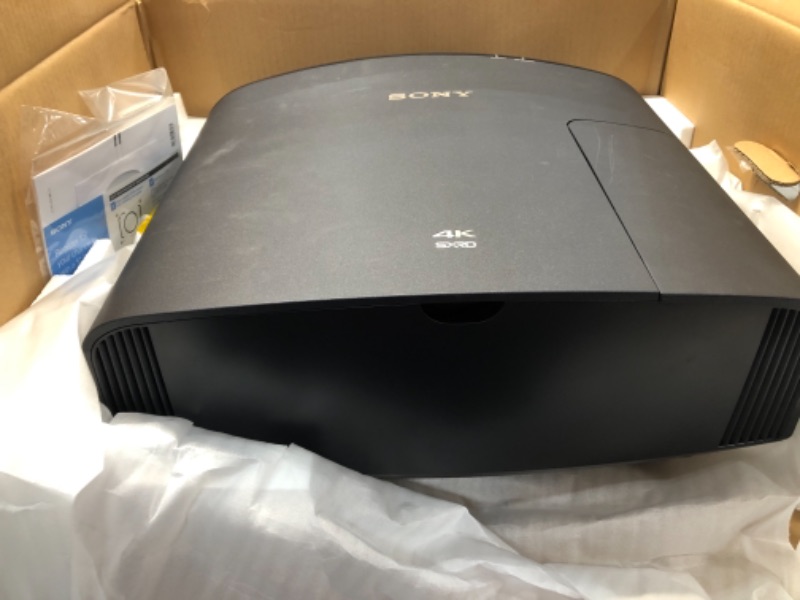 Photo 7 of Sony Home Theater Projector VPL-VW295ES: Full 4K HDR Video Projector for TV, Movies and Gaming - Home Cinema Projector with 1,500 Lumens for Brightness and 3 SXRD Imagers for Crisp, Rich Color
