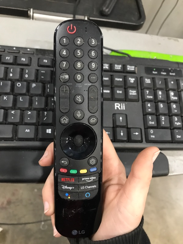 Photo 2 of LG Magic Remote (MR21GA) with Netflix/Prime Keys for Select LG TVs - Blk GRADE A 
