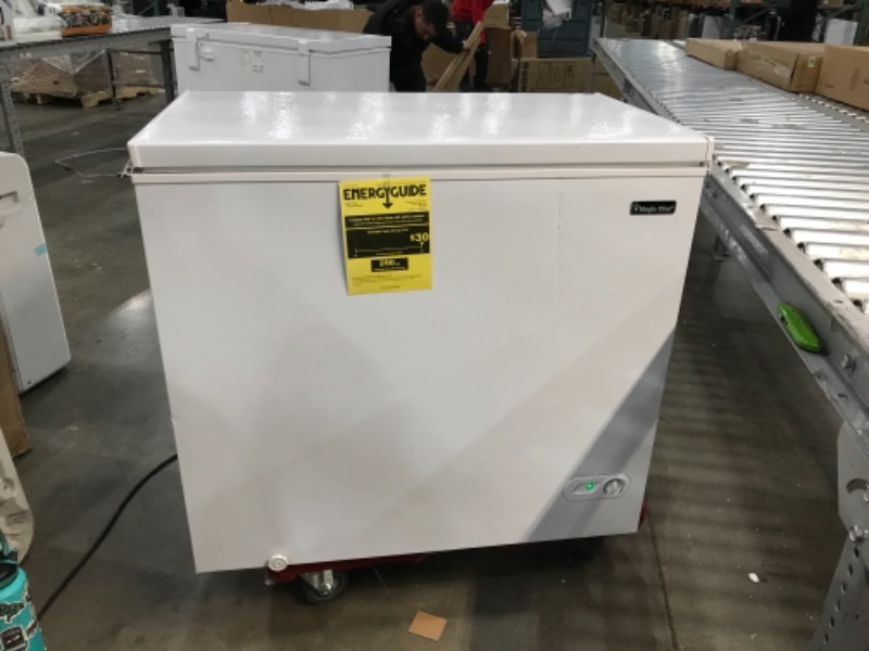 Photo 8 of Magic Chef
7.0 cu. ft. Chest Freezer in White
