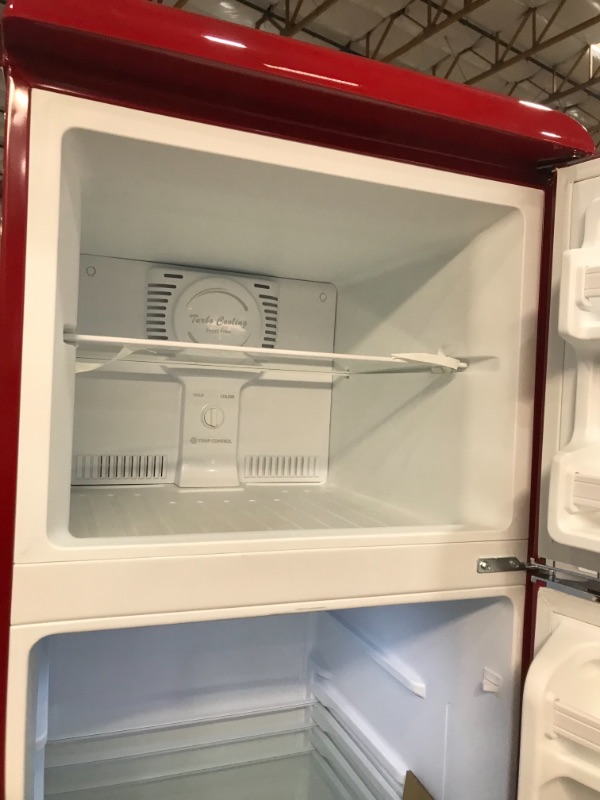 Photo 4 of Galanz
10.0 cu. ft. Retro Top Freezer Refrigerator with Dual Door True Freezer, Frost Free in Red
