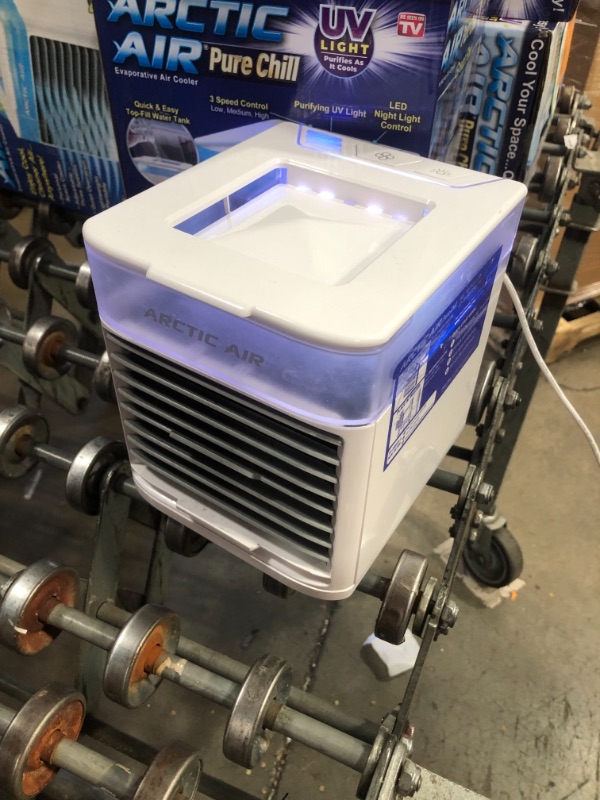 Photo 2 of *USED*
Ontel Arctic Air Pure Chill Evaporative Ultra Portable Personal Air Cooler with 4-Speed Air Vent, As Seen on TV
