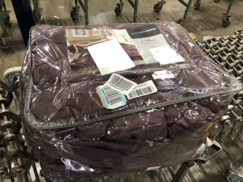 Photo 2 of 
Madison Park - Laurel 7 Piece Tufted Comforter Set - Plum - King