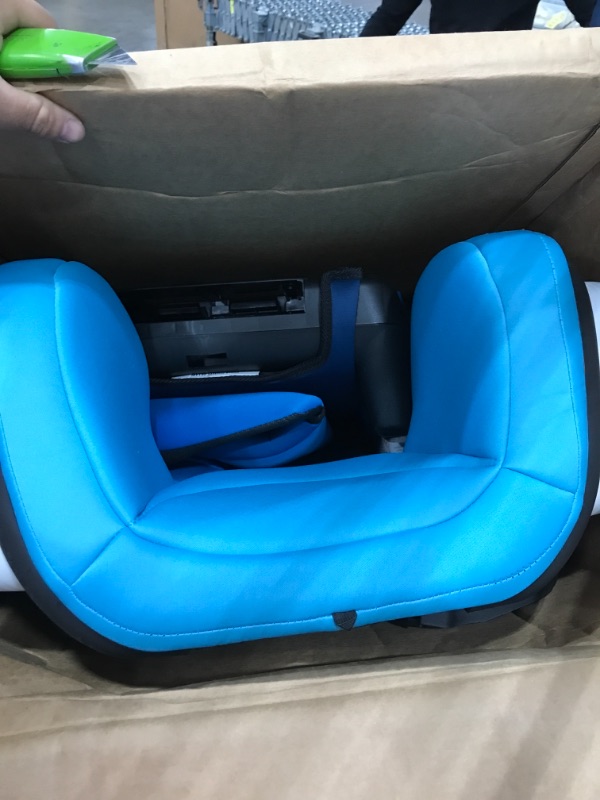 Photo 2 of Evenflo® Spectrum Booster Car Seat Bubbly Blue