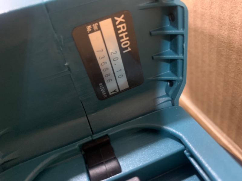 Photo 7 of Makita XRH01ZWX 18V LXT Lithium-Ion Brushless Cordless 1" Rotary Hammer, accepts SDS-PLUS bits, w/HEPA Dust Extractor Attachment, Tool Only