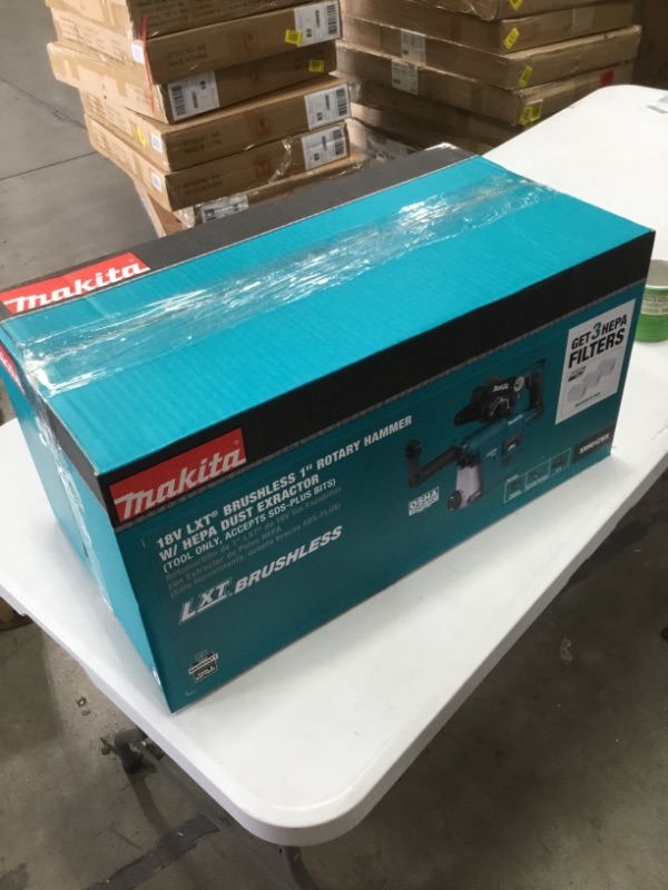 Photo 3 of Makita XRH01ZWX 18V LXT Lithium-Ion Brushless Cordless 1" Rotary Hammer, accepts SDS-PLUS bits, w/HEPA Dust Extractor Attachment, Tool Only