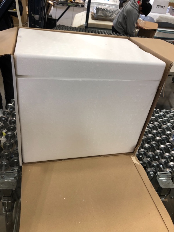 Photo 2 of Polar Tech 227C Thermo Chill Insulated Carton with Foam Shipper, Medium, 15.5" Length x 13.75" Width x 10.5" Depth (Case of 2)
