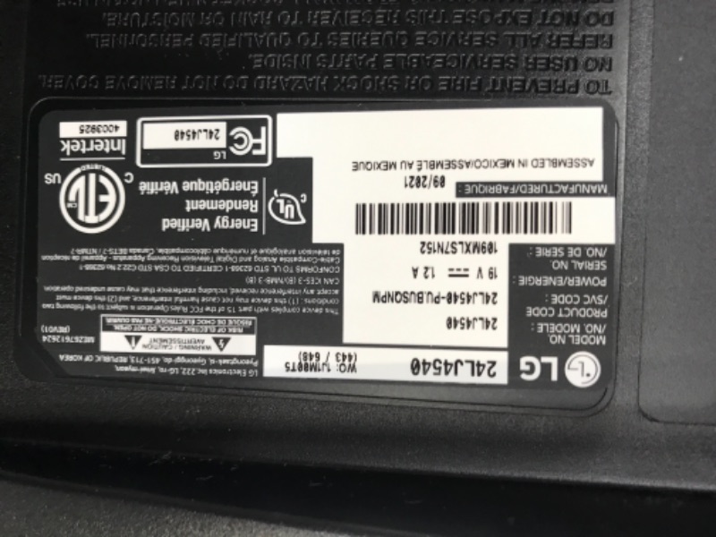 Photo 1 of LG Electronics 24LJ4540 24-Inch 720p LED TV