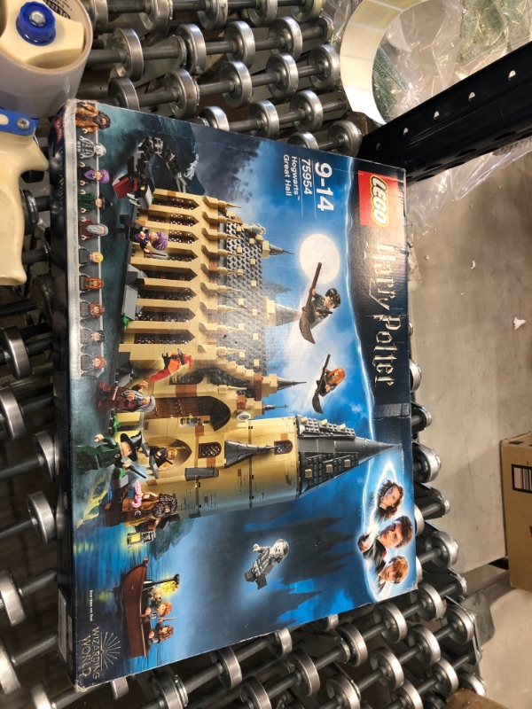 Photo 2 of LEGO Harry Potter Hogwarts Great Hall 75954 Building Kit and Magic Castle Toy, Fantasy Creatures, Hermione Granger, Draco Malfoy and Hagrid (878 Pieces)
