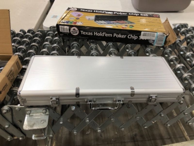 Photo 1 of 11.5 Gram Texas Hold 'em Claytec Poker Chip Set with Aluminum Case, 500 Striped Dice Chips
