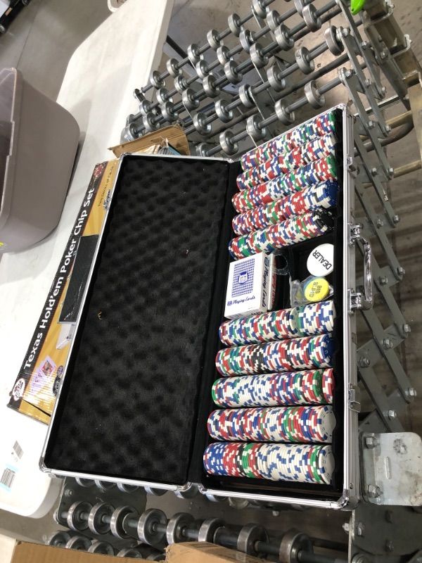 Photo 3 of 11.5 Gram Texas Hold 'em Claytec Poker Chip Set with Aluminum Case, 500 Striped Dice Chips
