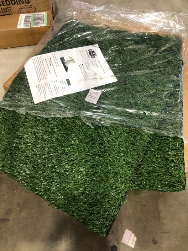 Photo 2 of *MISSING 1 pad*
PETMAKER Artificial Grass Puppy Pad Collection - for Dogs and Small Pets, 3 pk
