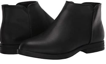 Photo 1 of Amazon Essentials Kids' Ankle Boot, 5