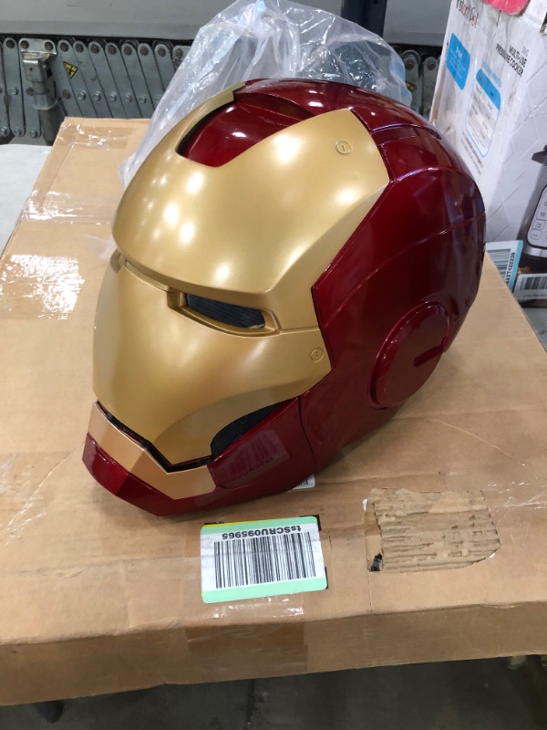 Photo 3 of *SEE last pictures for damage*
Avengers Marvel Legends Iron Man Electronic Helmet

