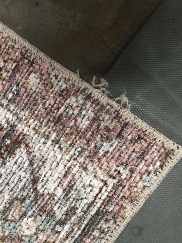 Photo 4 of Amber Lewis x Loloi Billie Collection BIL-03 Clay / Sage 10' x 14' Area Rug
AS IS USED, MINOR DAMAGE PLEASE SEE PHOTOS 