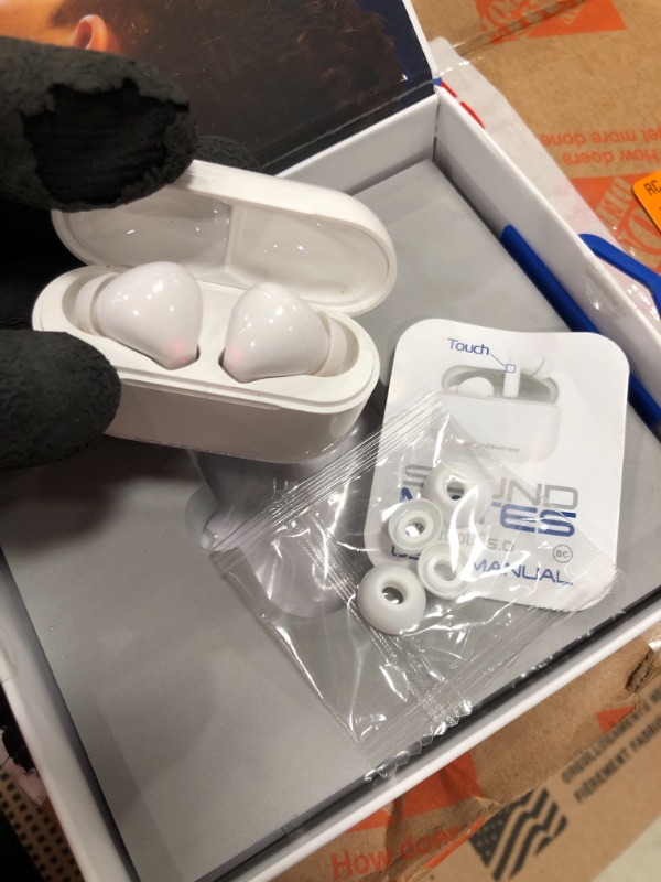 Photo 2 of *possibly USED*
*MISSING charging cord* 
Tzumi Sound Mates Wireless Stereo Earbuds V2