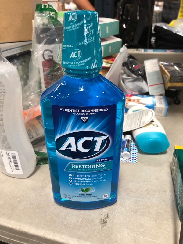 Photo 2 of ACT Restoring Anti-Cavity Fluoride Mouthwash, Cool Mint, 33.8 oz
Expires 2/2024