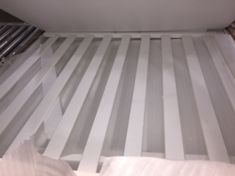 Photo 1 of Davinci Dylan Folding Portable 3-In-1 Mini Crib And Twin Bed - White
