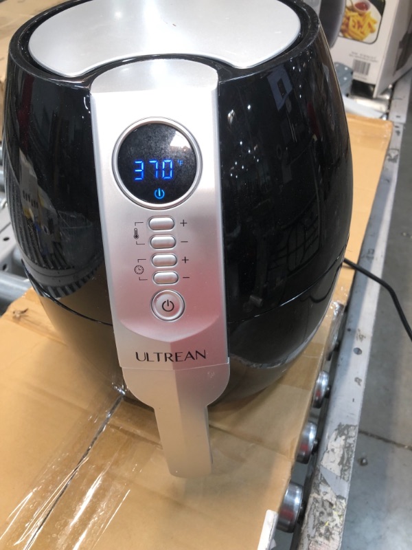 Photo 2 of Ultrean Air Fryer, 4.2 Quart (4 Liter) Electric Hot Air Fryers Oven Oilless Cooker with LCD Digital Screen and Nonstick Frying Pot, ETL/UL Certified,1-Year Warranty,1500W (Black)
