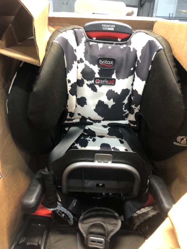 Photo 2 of Britax Harness-2-Boosters seat, Boulevard Clicktight Convertible Car Seat, Cowmooflage
