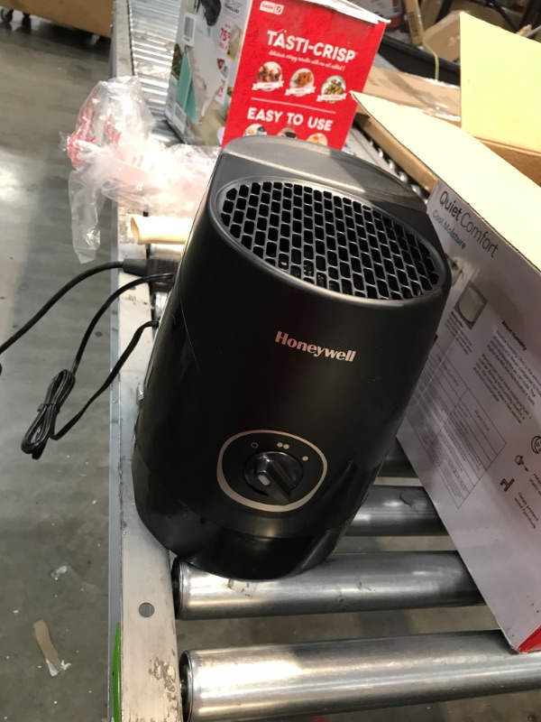 Photo 2 of Honeywell Cool Moisture Humidifier, Black, 7
