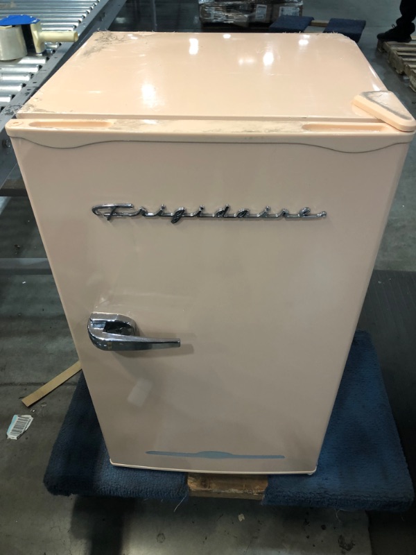 Photo 7 of FRIGIDAIRE EFR372-PINK 3.2 Cu Ft Pink Retro Compact Rounded Corner Premium Mini Fridge
