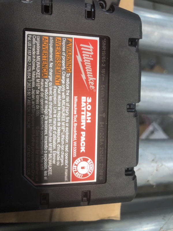 Photo 1 of Milwaukee M18 Cordless LITHIUM-ION 6-Tool Combo Kit (2696-26)
Roll over image to zoom in
Milwaukee M18 Cordless LITHIUM-ION Tool Combo Kit (