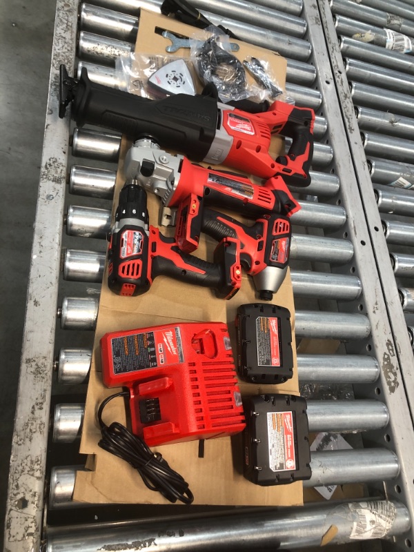 Photo 1 of Milwaukee M18 Cordless LITHIUM-ION 6-Tool Combo Kit (2696-26)
Roll over image to zoom in
Milwaukee M18 Cordless LITHIUM-ION Tool Combo Kit (