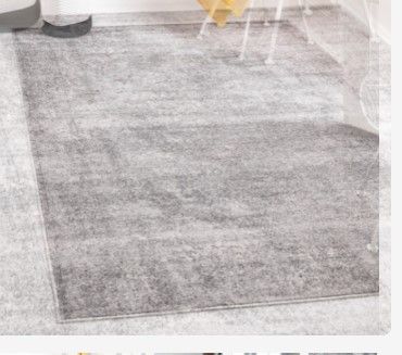 Photo 1 of 4' x 6' O Rug** GREY