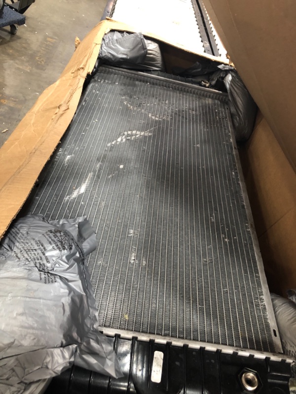 Photo 2 of ACDelco GM OE Lifetime Warranty Radiator