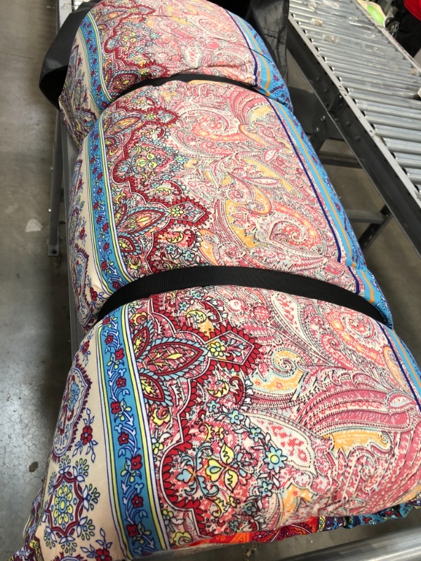 Photo 2 of 39' X 75" TWIN FUTTON MATRESS** MULTI COLOR