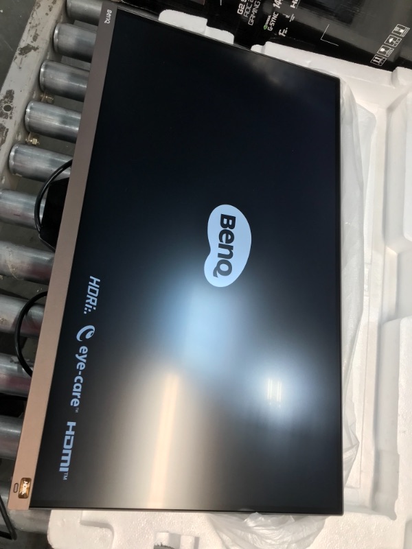 Photo 3 of BenQ EW2780U 27 inch 4K Monitor | IPS Multimedia with HDMI connectivity | HDR | Eye-Care Sensor | Integrated Speakers and Custom Audio Modes | USB C Connectivity and Charging
PREVIOUSLY OPENED