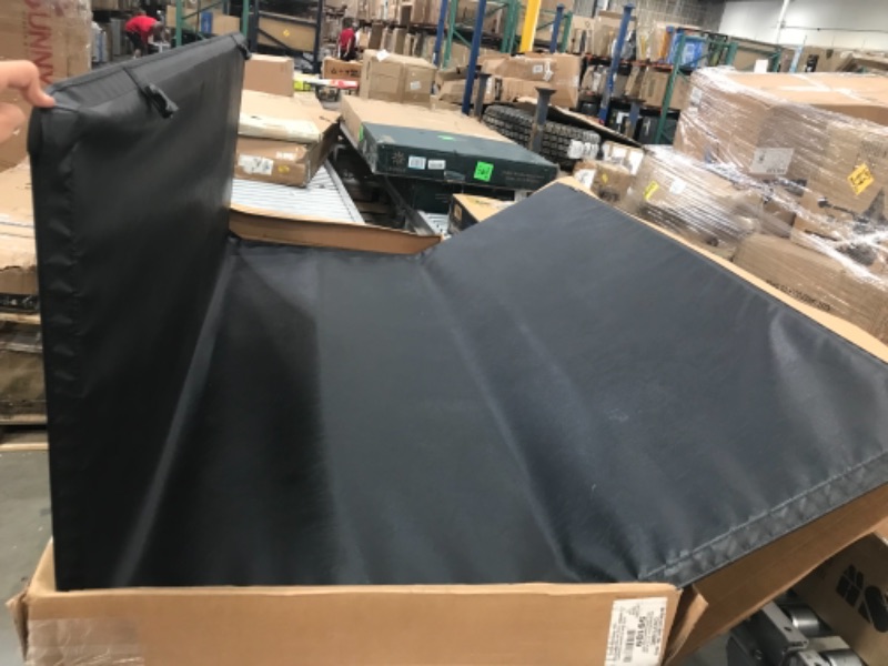 Photo 2 of Gator ETX Tri-Fold (fits) 2014-2018 Chevy Silverado GMC Sierrara 5.8 FT Bed Only Tonneau Truck Bed Cover Made in the USA 59109,HARDWARE MISSING