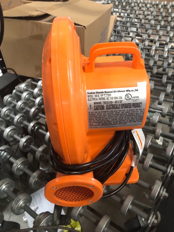 Photo 1 of BOX WITH AIR BLOWER AND A BLOW UP ITEM. NO DESCRIPTIVE DETAILS PROVIDED.
USED
SOLD AS IS