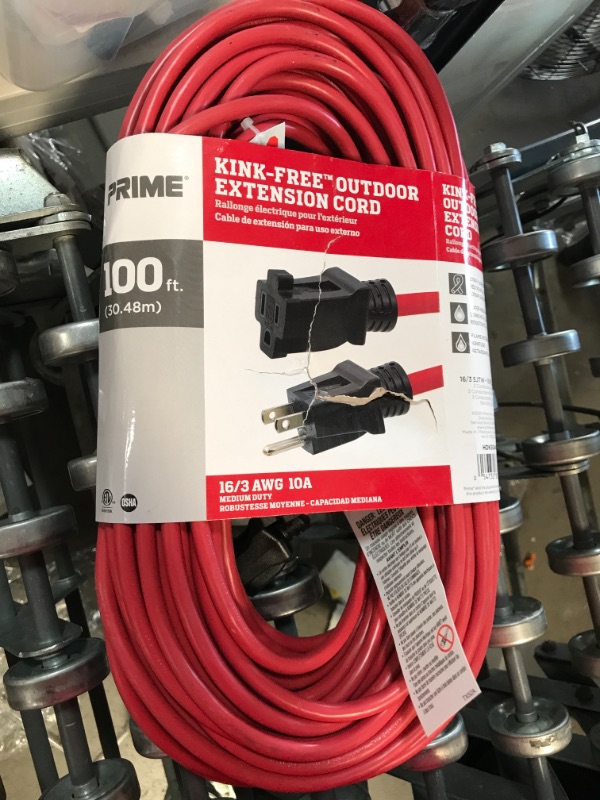 Photo 2 of 50ft General Extension Cord Medium Duty 14 Awg/3 Sjtw 15 Amps 125v Outdoor Red
