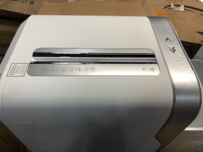 Photo 3 of ***PARTS ONLY***
Non Functional
Fellowes® Powershred® LX 210 16 Sheet Micro-Cut Paper Shredder, White