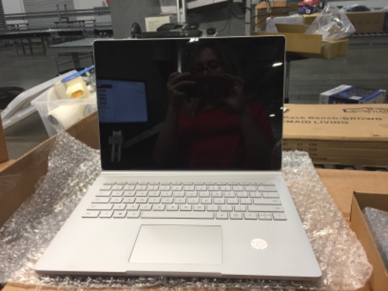 Photo 3 of Microsoft Surface Book LCL-00001 2-in-1 Laptop, Intel Core i5-6300U, 8GB RAM, 256GB SSD (Renewed)
