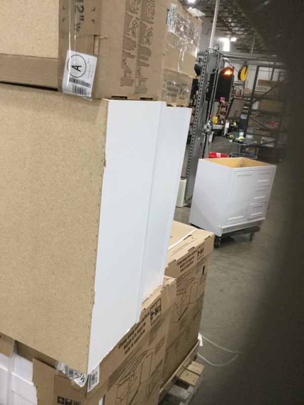 Photo 8 of ***SOLD AS WHOLE PALLET ONLY *** NO RETURNS**NO REFUNDS*** MINOR CHIPPINGS*DOOR OFF A CABINET* LIKE NEW*
Hampton Bay
Hampton Satin White Raised KITCHEN CABINET SET (6 CABINETS)