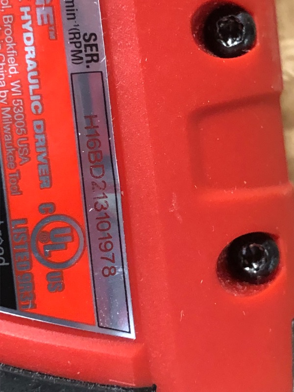 Photo 1 of Milwaukee M18 Fuel™ Surge™ 1/4 in. Hex Hydraulic Driver ***TOOL ONLY***
