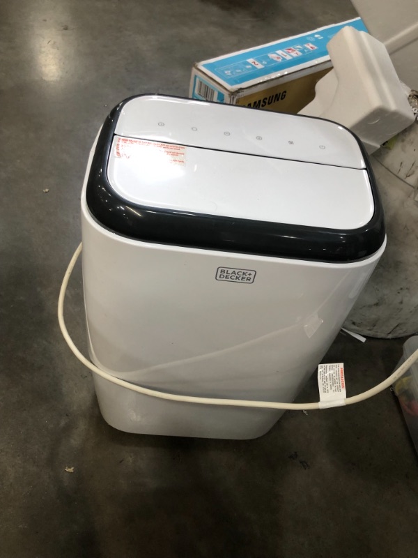 Photo 6 of BLACK+DECKER BPP05WTB Portable Air Conditioner with Remote Control, 5,000 BTU SACC/CEC (8,000 BTU ASHRAE), White
