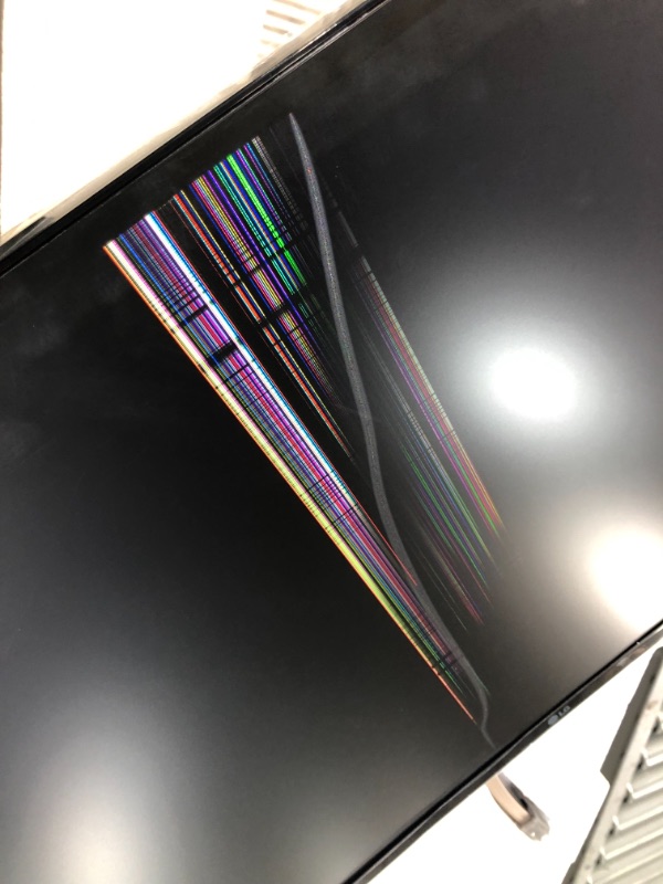 Photo 6 of ***DISPLAY DAMAGED **** LG 49WL95C-W 49-Inch Curved 32: 9 Ultrawide Dqhd IPS with HDR10 and USB Type-C,49 Inch Curved - 32:9 DQHD Resolution
