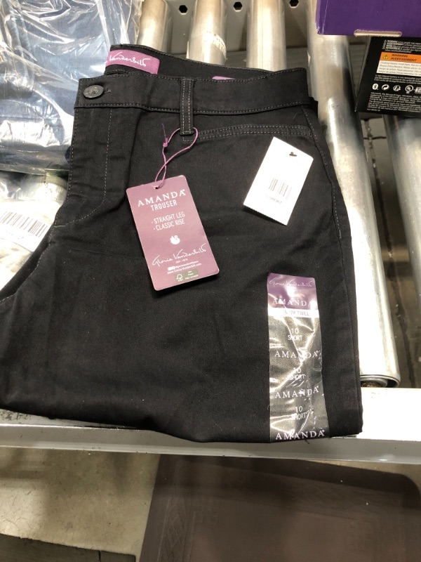 Photo 1 of Gloria Vanderbilt Women's Amanda Refined Trouser Pant