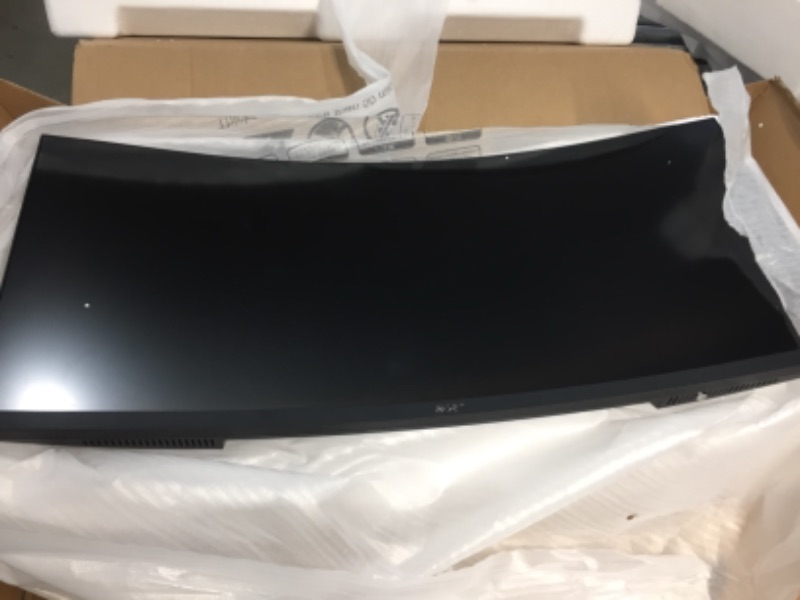 Photo 1 of Acer Nitro XZ342CK Pbmiiphx 34" 1500R Curved WQHD (3440 x 1440) VA Gaming Monitor with AMD Radeon Freesync, VESA Certified DisplayHDR400, 95% sRGB,...
